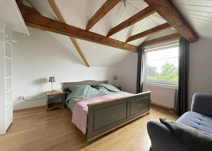 Hennis Huuske * Krummhörn